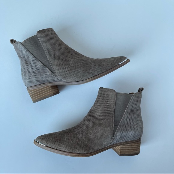 Marc Fisher Buttery Soft Suede Ankle Boot 6M Bootie Braided Silver Pointed Toe - Picture 9 of 11